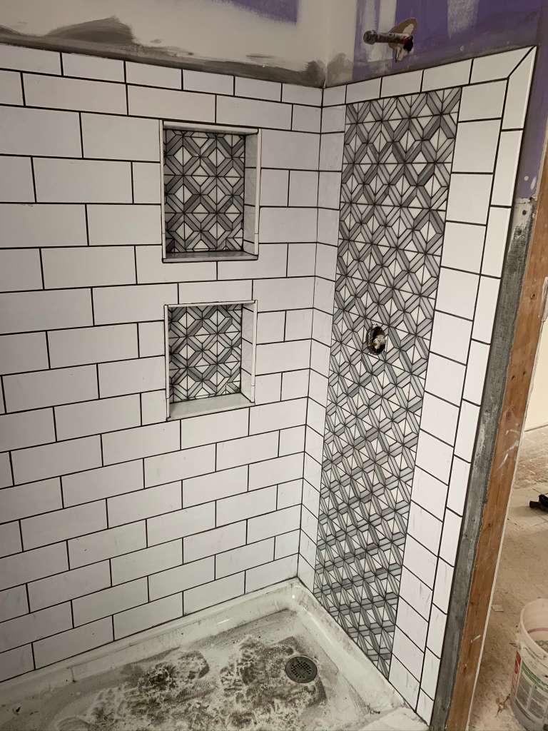 Tiled shower niche